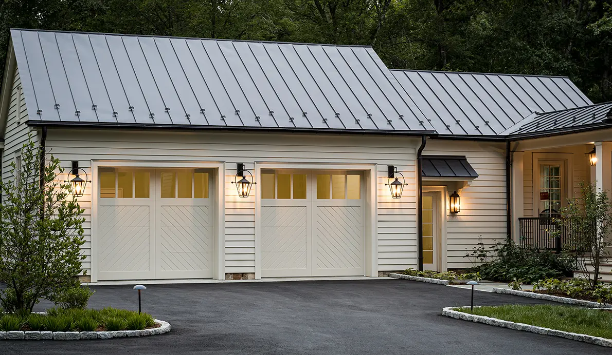 Clopay Reserve&reg; Wood Extira&reg; garage door