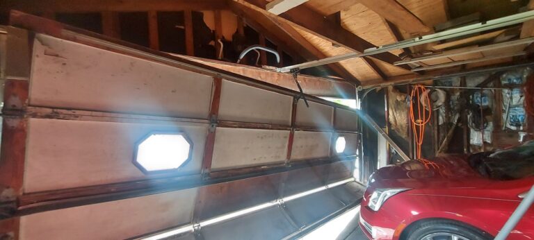 Garage door repair in Shaker Heights, OH, photo 1