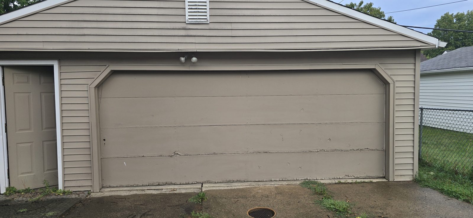 Garage door exterior at a Proactive Garage Door Repair customer home, photo 2
