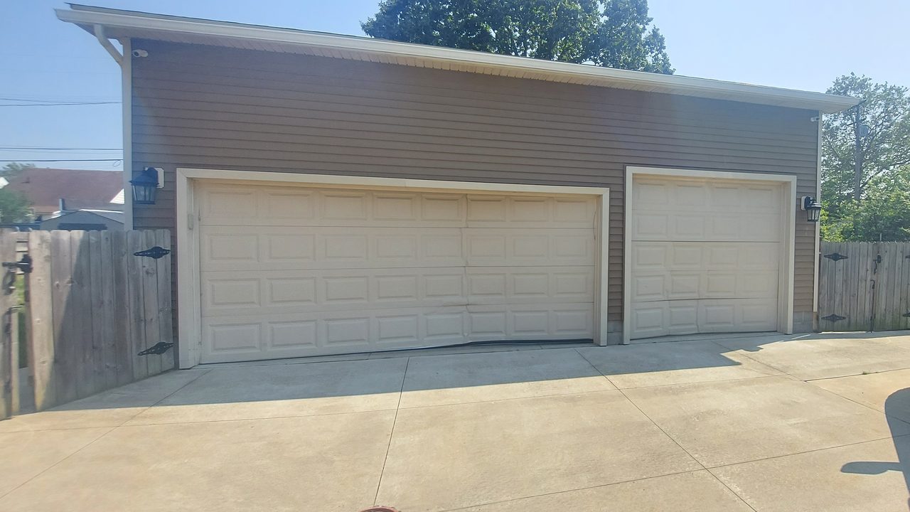 Garage door exterior at a Proactive Garage Door Repair customer home