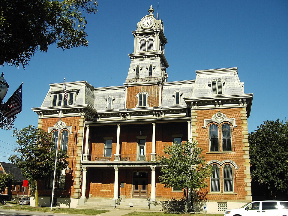 Medina, Ohio: The county courthouse of Medina County, Ohio.
