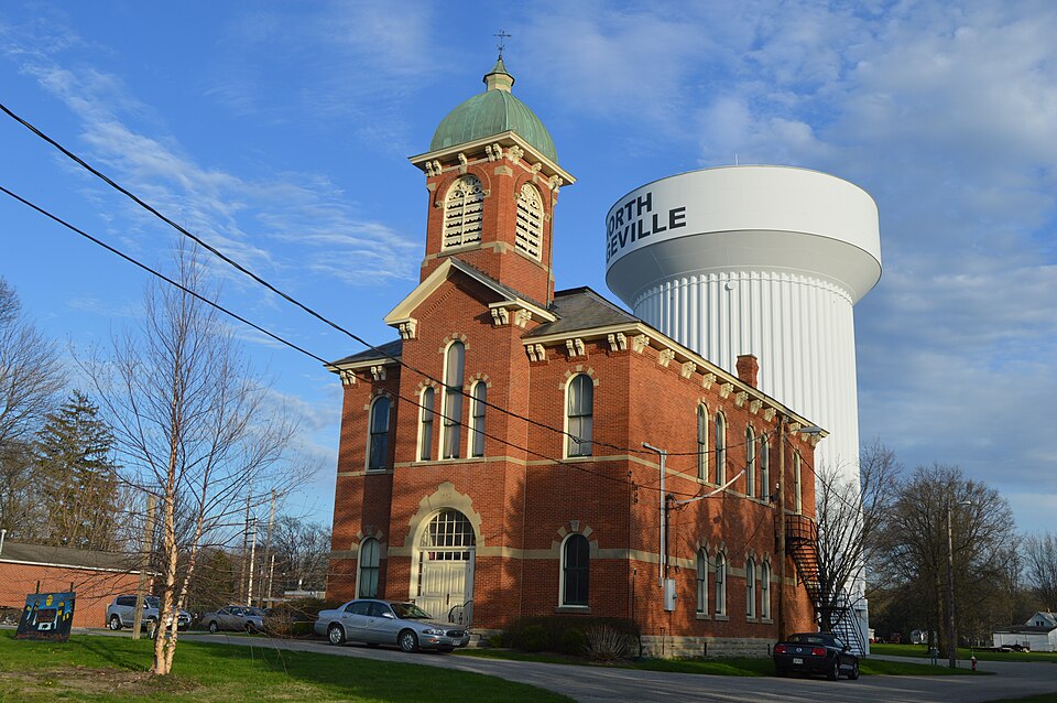 North Ridgeville, Ohio: North Ridgeville City Hall on Center Ridge Road