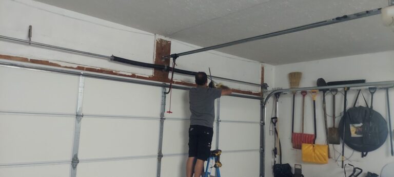 Garage door repair in Avon, OH, photo 1