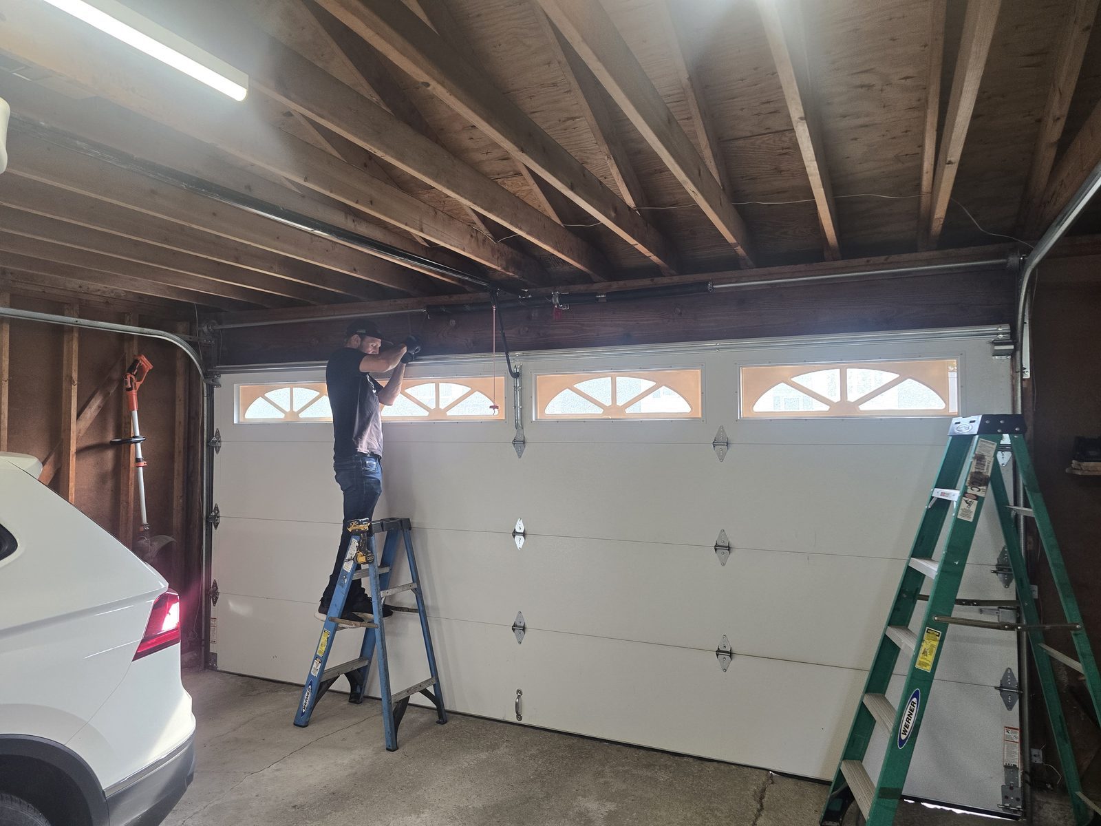 Proactive Garage Door Repair on the job, photo 3