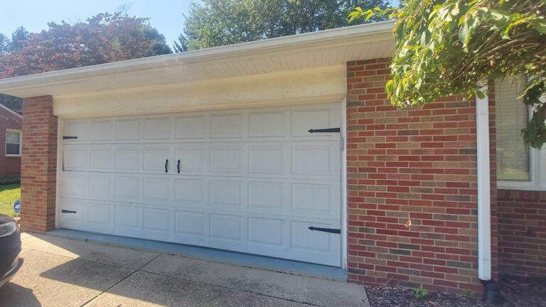 Garage door repair in Massillon, OH, photo 1