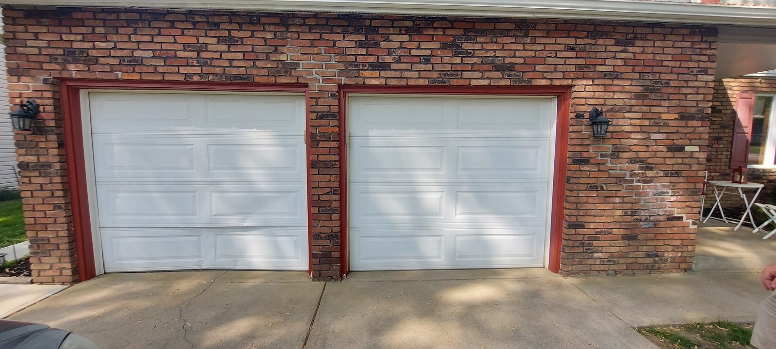 Residential garage door on a Proactive Garage Door Repair job, photo 2
