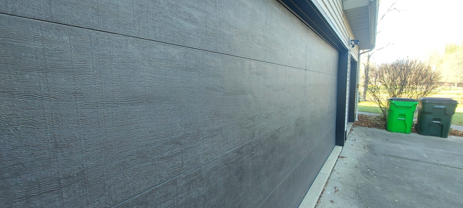Residential garage door on a Proactive Garage Door Repair job, photo 2