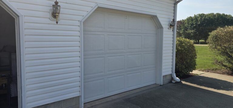 Garage door job in York Township, OH, photo 1