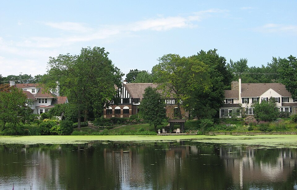 Shaker Heights, Ohio: A picture of 3 houses across from green lake in Shaker Heights, Ohio, USA.