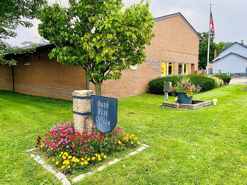Bath, Ohio: The Post Office at the crossroads of Ira and Cleveland-Massillon Rd.