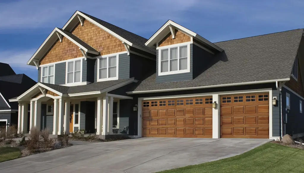 Clopay Classic Wood garage door, example 1