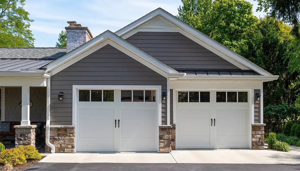 Clopay Coachman garage door, example 4