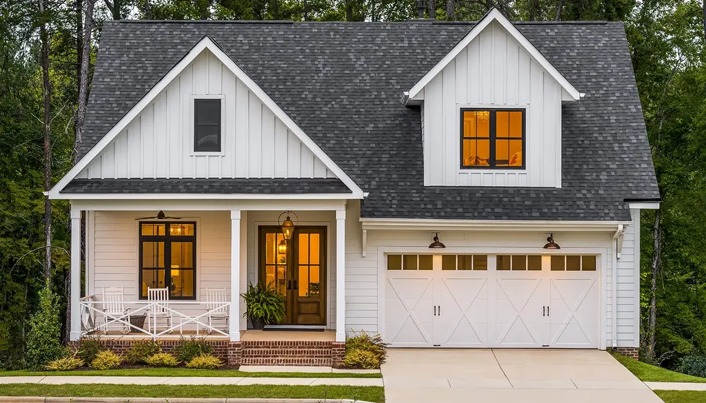 Clopay Coachman garage door, example 1
