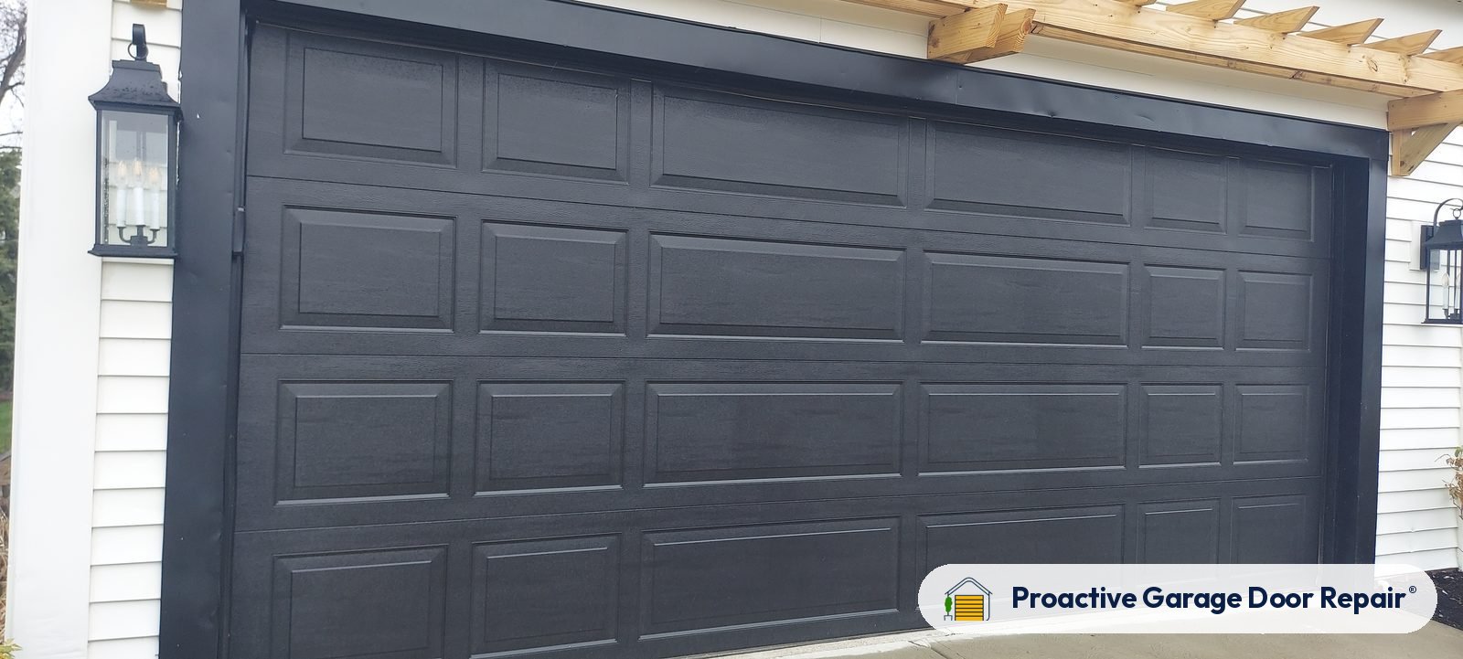 New garage door installed by Proactive Garage Door Repair, photo 5